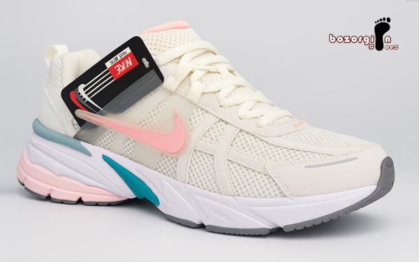 کفش اسپرت همراه مدل نایک V2K